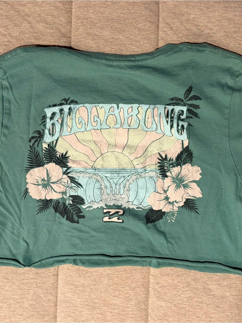 Billabong Green Cropped Graphic Tee Medium Tropical Surf Y2K